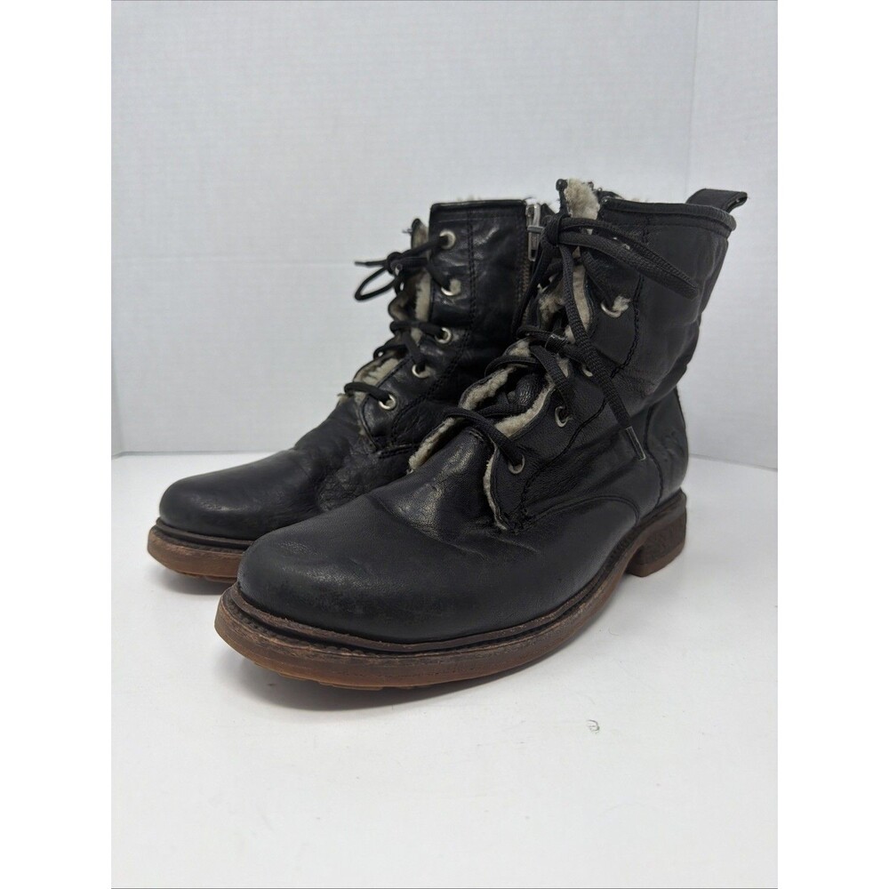 Frye Valerie Shearling 8.5 Lace Up Black  Distressed Leather Ankle Boots 75017